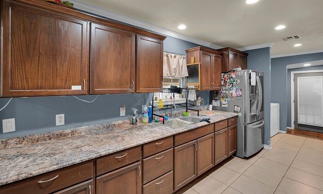 1410 W 3rd Street, Clifton, TX 76634