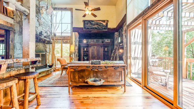 8928 N TIMPHAVEN RD, Sundance, UT 84604