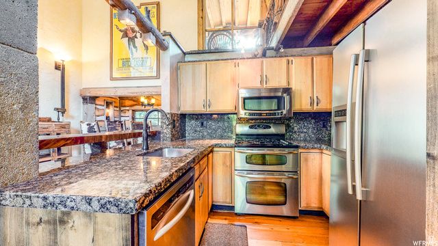 8928 N TIMPHAVEN RD, Sundance, UT 84604