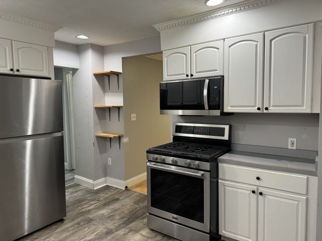 64 Mayland St, Fitchburg, MA 01420