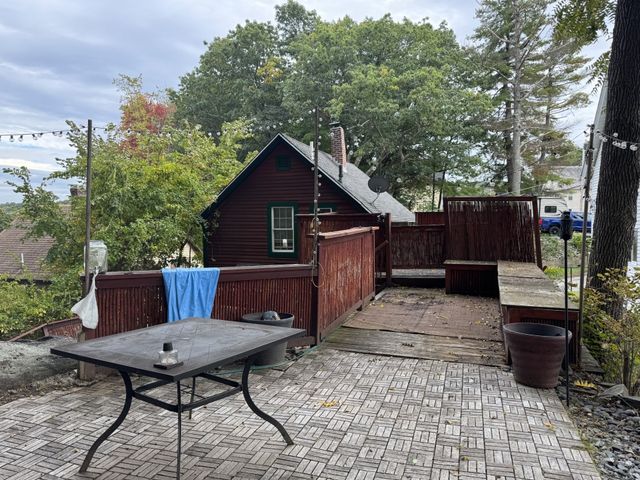 64 Mayland St, Fitchburg, MA 01420