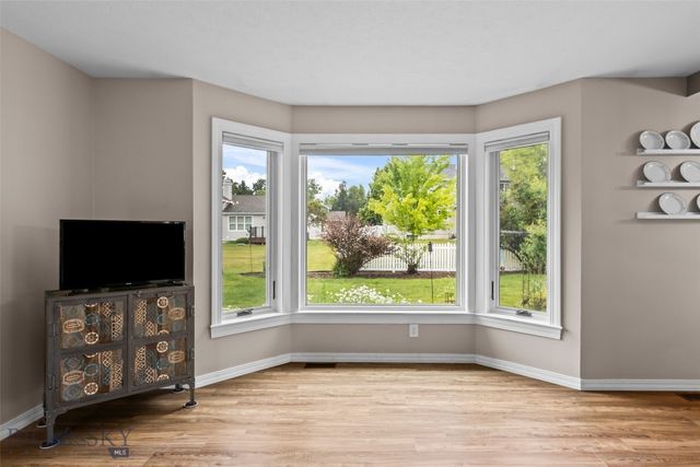 512 Fieldstone Drive, Bozeman, MT 59715