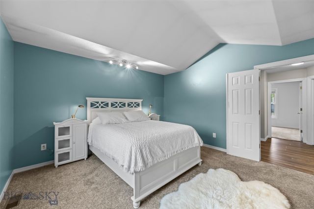 512 Fieldstone Drive, Bozeman, MT 59715