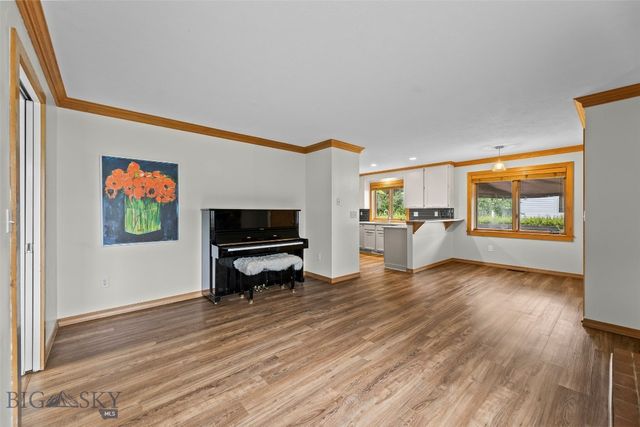 512 Fieldstone Drive, Bozeman, MT 59715