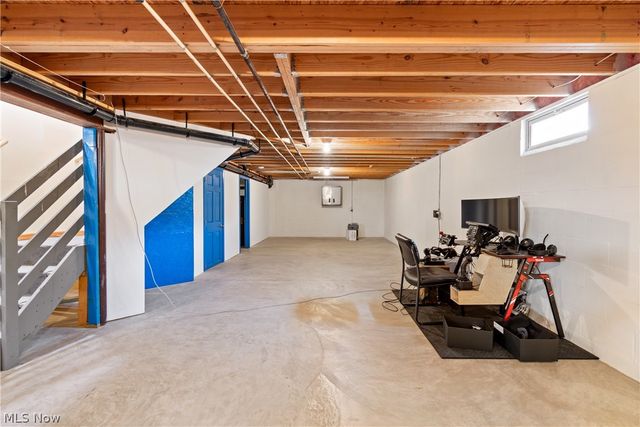 3008 Mount Pleasant Street NW, North Canton, OH 44720