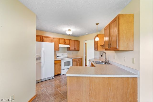 3008 Mount Pleasant Street NW, North Canton, OH 44720