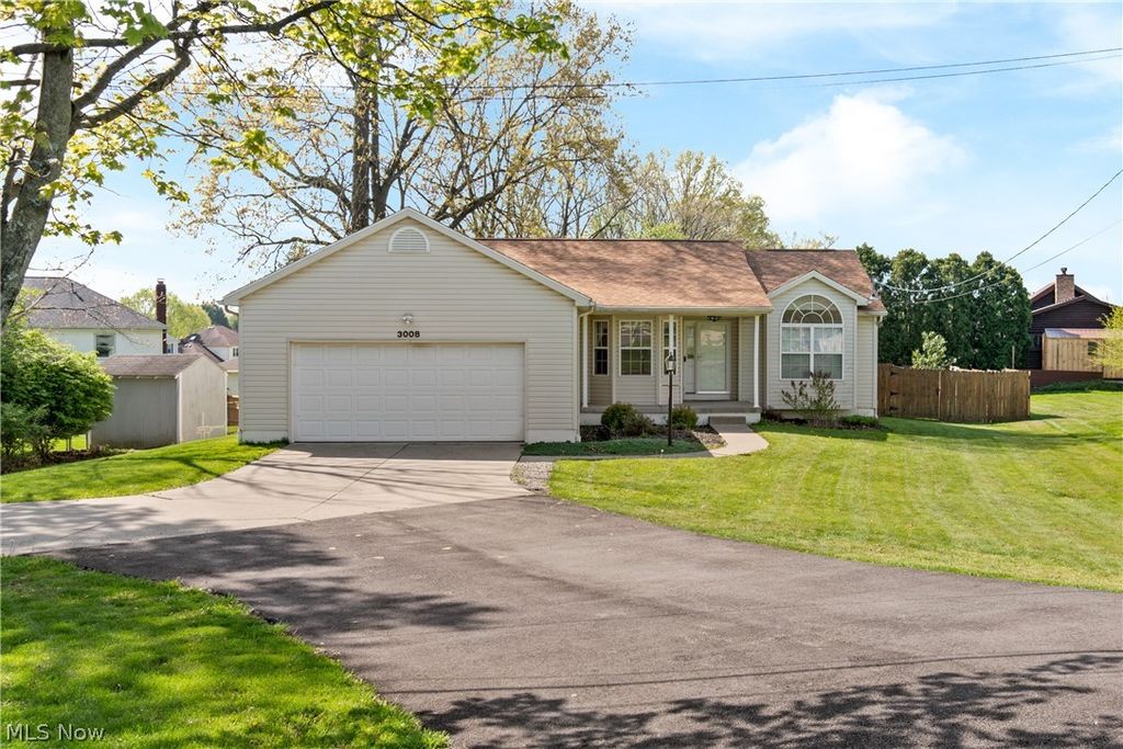 3008 Mount Pleasant Street NW, North Canton, OH 44720