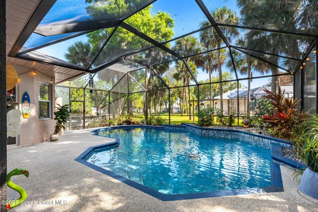 1099 Meadowbrook Road NE, Palm Bay, FL 32905