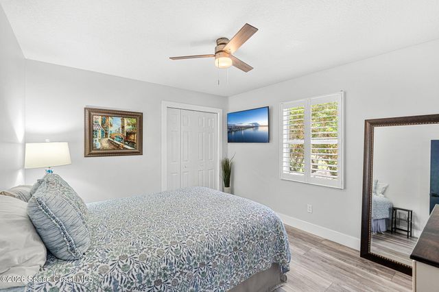 1099 Meadowbrook Road NE, Palm Bay, FL 32905