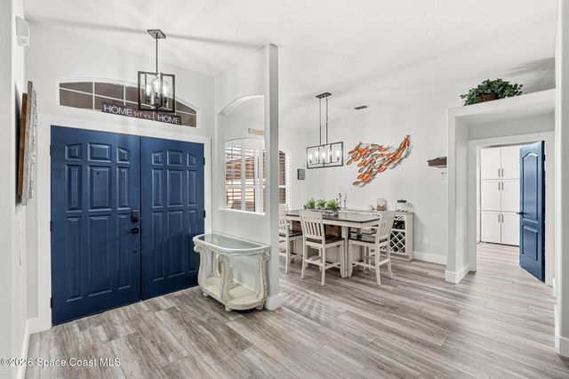 1099 Meadowbrook Road NE, Palm Bay, FL 32905