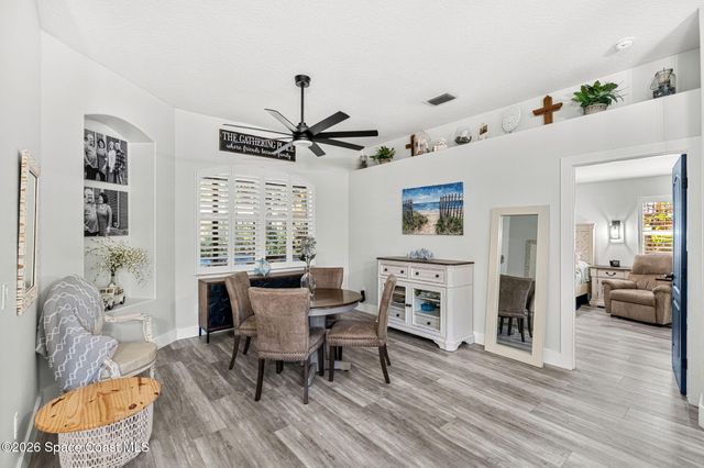 1099 Meadowbrook Road NE, Palm Bay, FL 32905