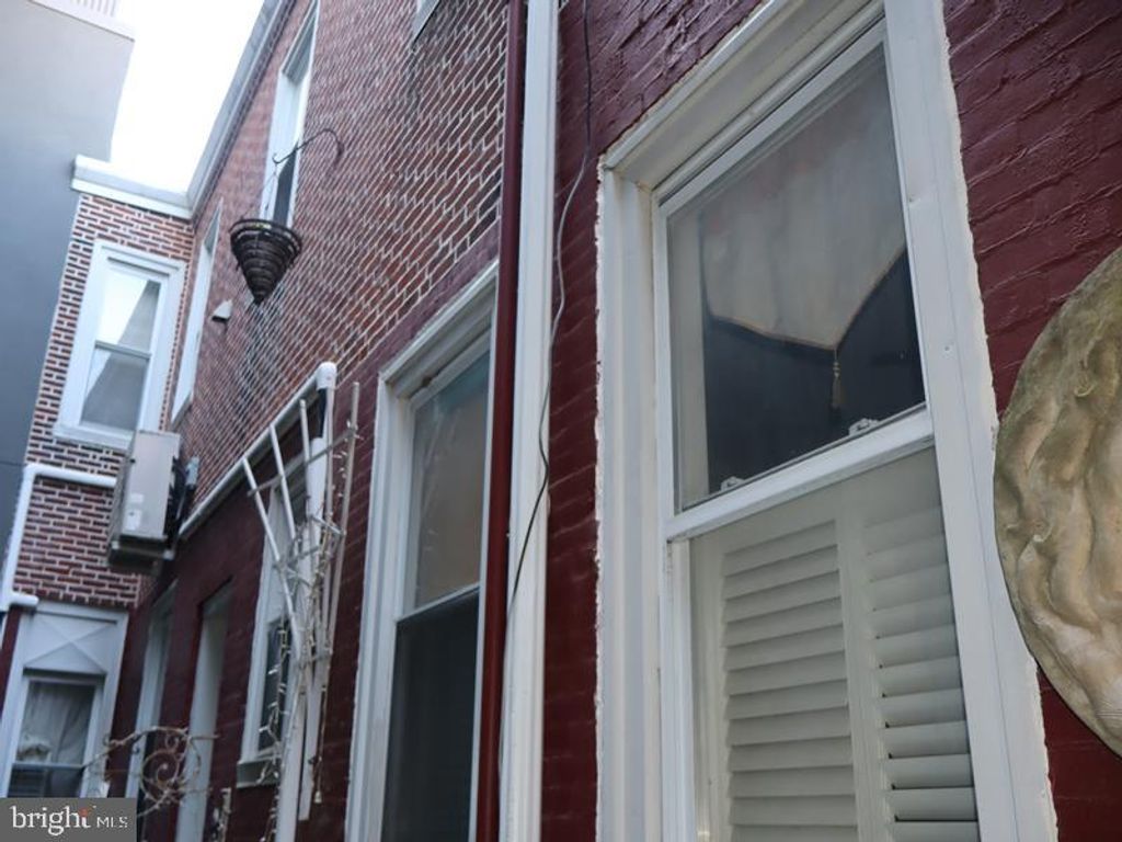 865 N 28TH ST, PHILADELPHIA, PA 19130 — photo 2