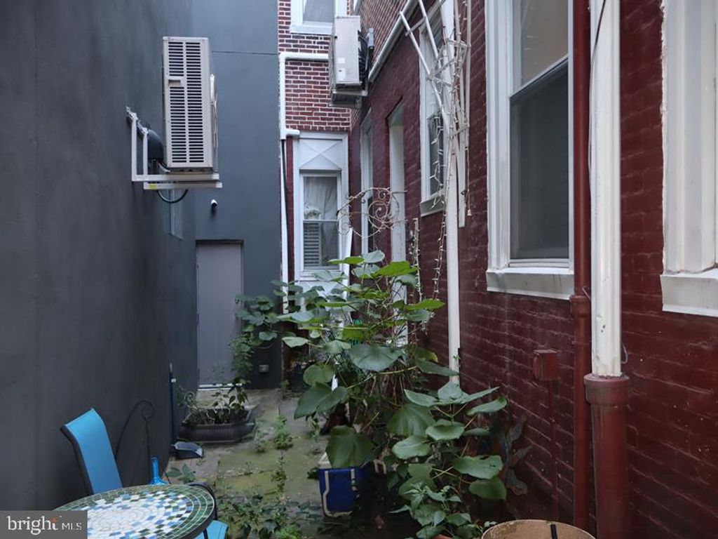 865 N 28TH ST, PHILADELPHIA, PA 19130 — photo 4