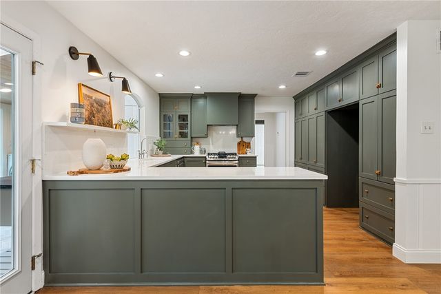 3613 Sunnybrook Lane, Bryan, TX 77802