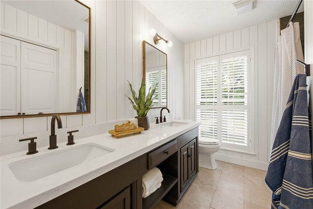 3613 Sunnybrook Lane, Bryan, TX 77802