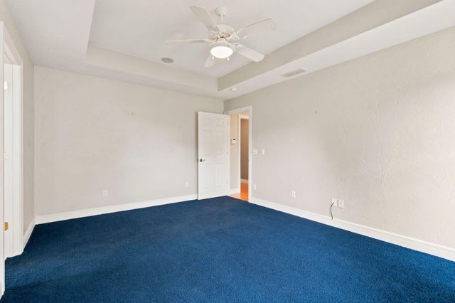 395 S Yellowwood Drive, Springfield, MO 65809