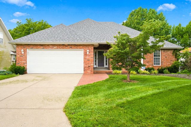 395 S Yellowwood Drive, Springfield, MO 65809