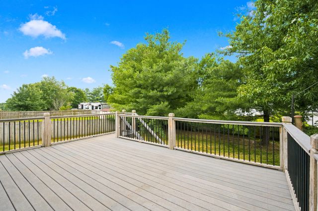 395 S Yellowwood Drive, Springfield, MO 65809