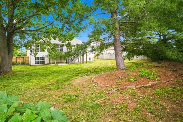 395 S Yellowwood Drive, Springfield, MO 65809