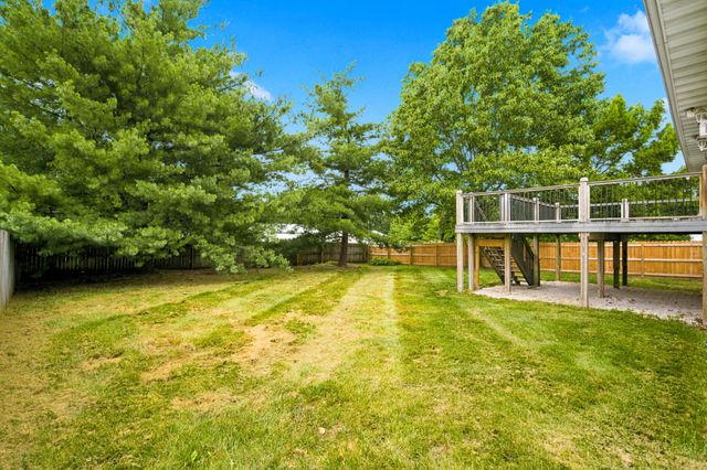395 S Yellowwood Drive, Springfield, MO 65809