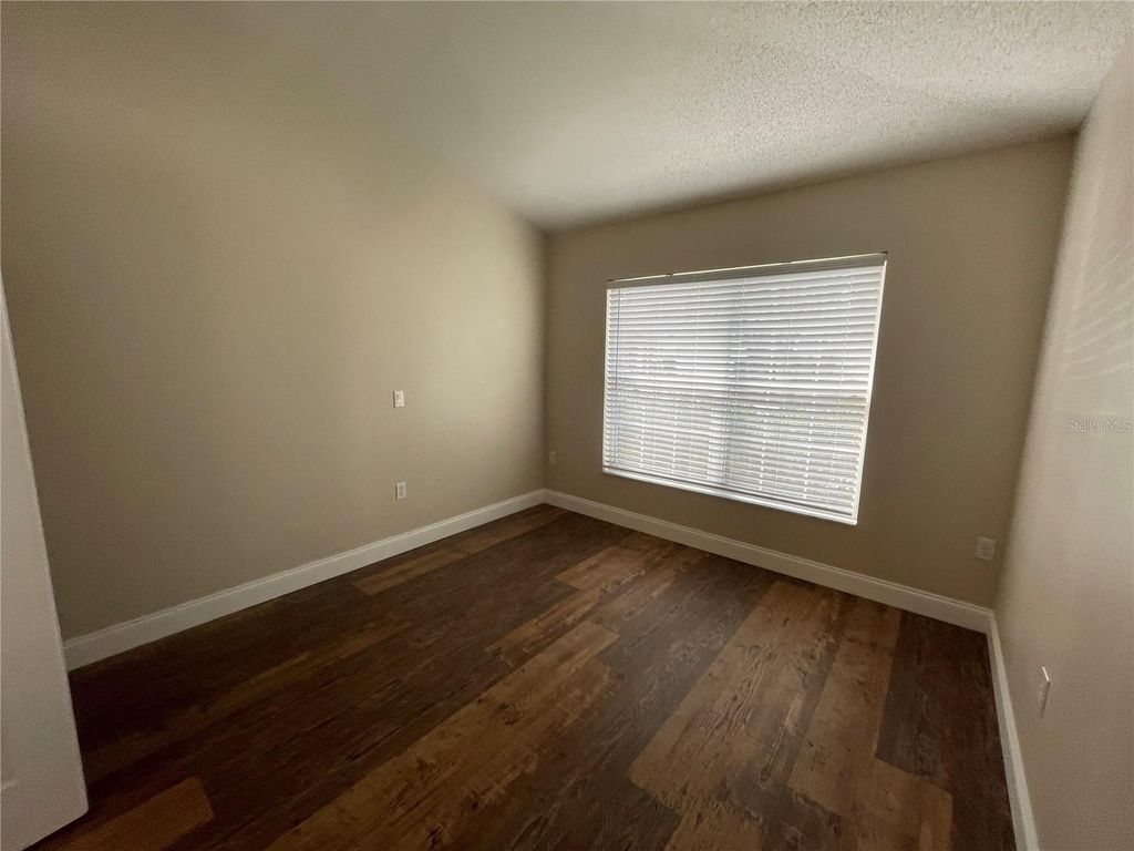 Image 6 of property listing at 6271 LIGHTNER DRIVE, Orlando, FL 32829