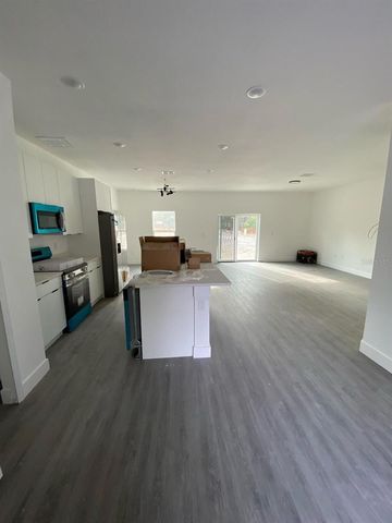 2642 MAGNOLIA CIRCLE, Lake Wales, FL 33898