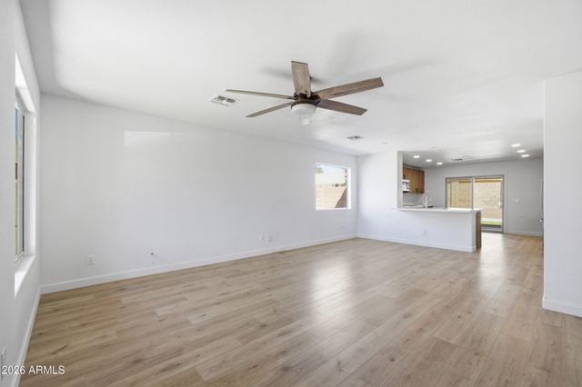 15206 W EVENING STAR Trail, Surprise, AZ 85374