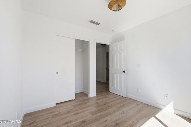 15206 W EVENING STAR Trail, Surprise, AZ 85374