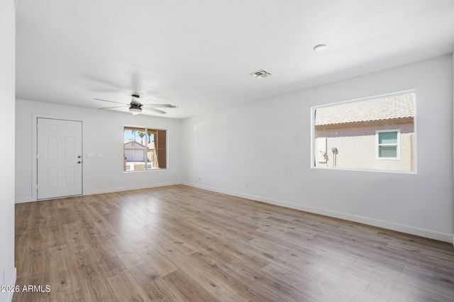 15206 W EVENING STAR Trail, Surprise, AZ 85374