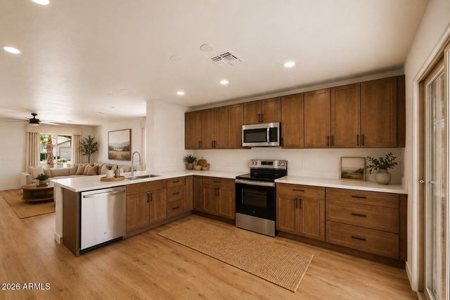 15206 W EVENING STAR Trail, Surprise, AZ 85374