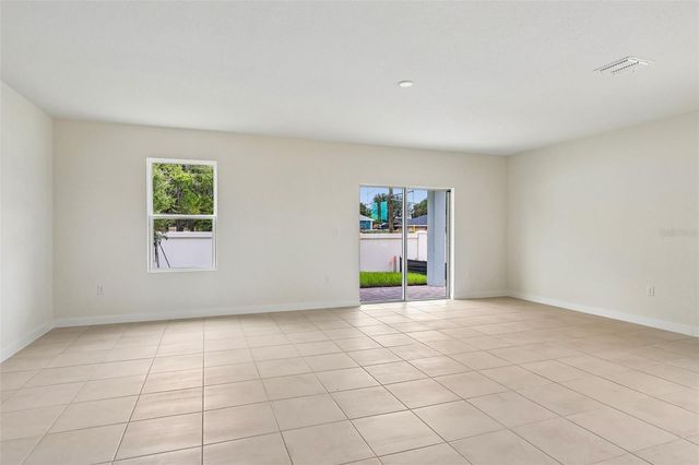 475 LIBERTY BEND, Haines City, FL 33844