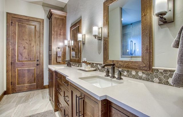 15905 SW Wooden Trestle Court, Powell Butte, OR 97753