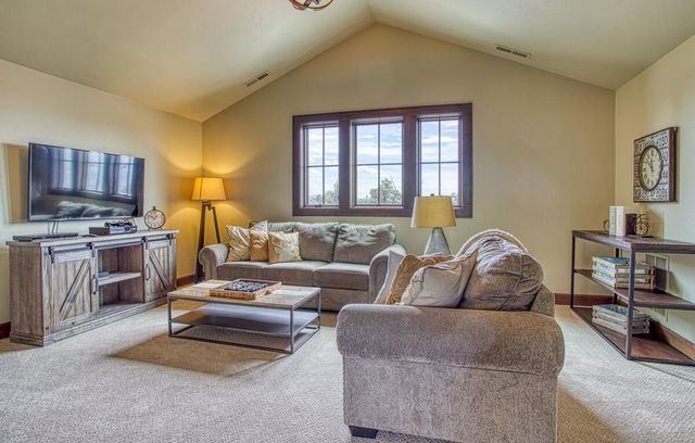 15905 SW Wooden Trestle Court, Powell Butte, OR 97753