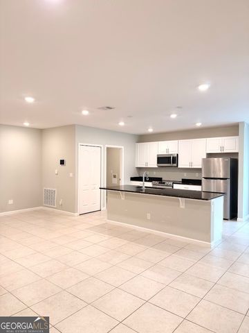 123 College Street, Kingsland, GA 31548