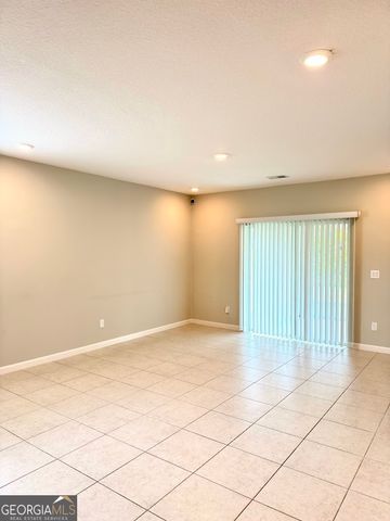 123 College Street, Kingsland, GA 31548