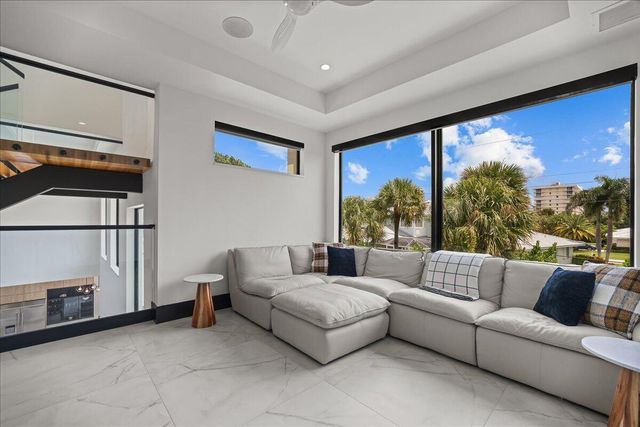 13480 US HIGHWAY 1, Juno Beach, FL 33408