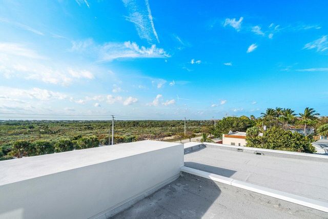 13480 US HIGHWAY 1, Juno Beach, FL 33408