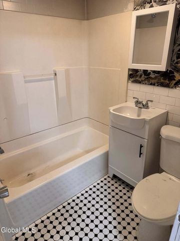 331 2nd Street, Troy, NY 12180