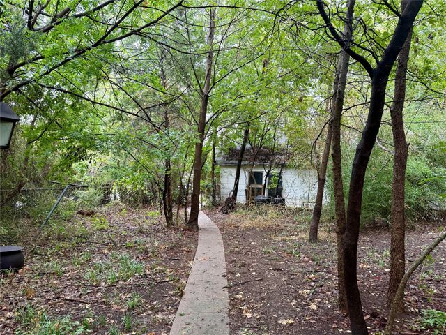 9034 Daytonia Avenue, Dallas, TX 75218