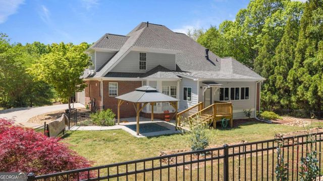 1031 Founders Lake Drive, Athens, GA 30606