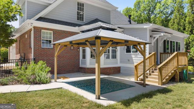 1031 Founders Lake Drive, Athens, GA 30606