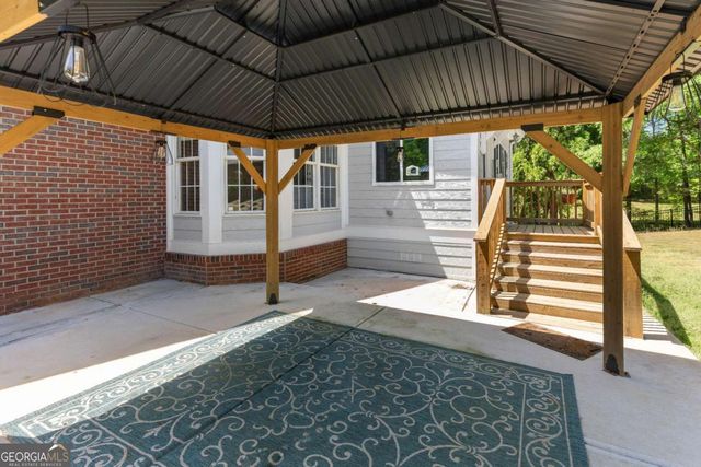 1031 Founders Lake Drive, Athens, GA 30606