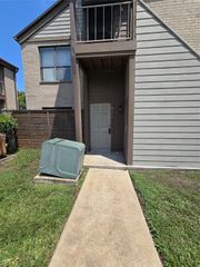 8225 Sands Point Drive 151, Houston, TX 77036