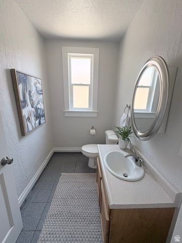 552 N PUGSLEY ST, Salt Lake City, UT 84103