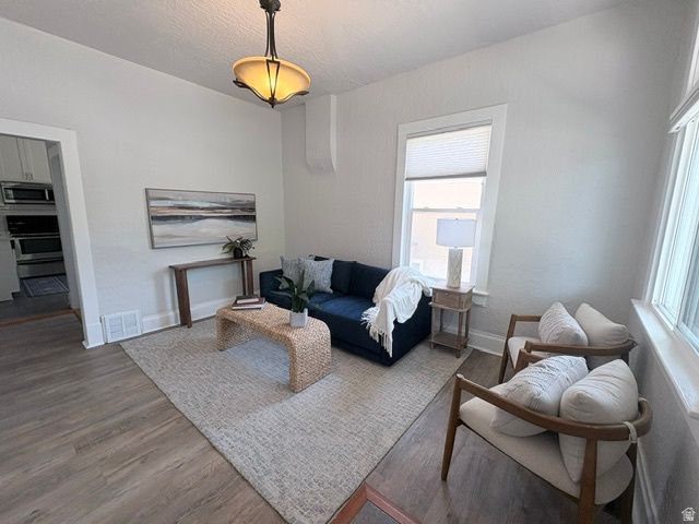 552 N PUGSLEY ST, Salt Lake City, UT 84103