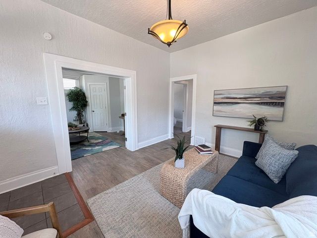 552 N PUGSLEY ST, Salt Lake City, UT 84103