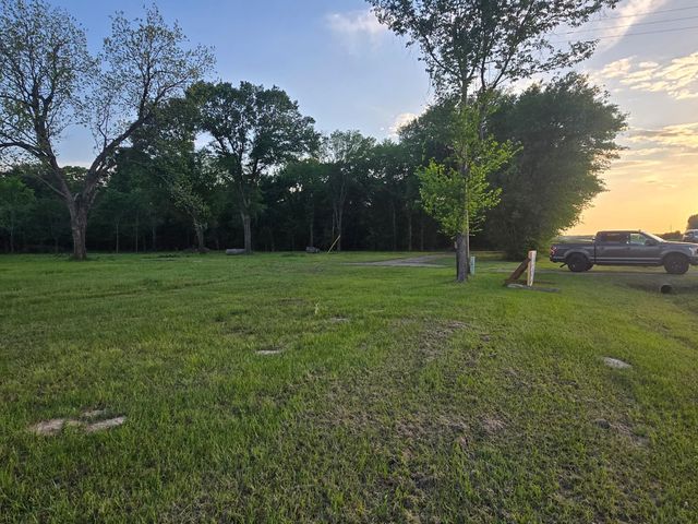 1645 E Royall Boulevard, Malakoff, TX 75148