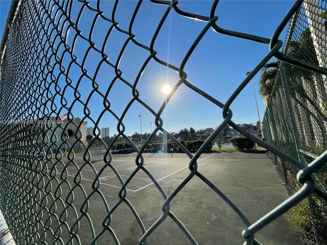 851 Three Islands Blvd 209, Hallandale Beach, FL 33009