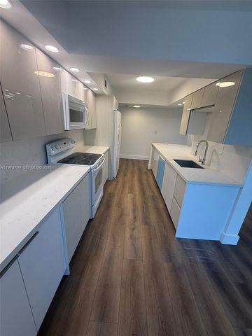 851 Three Islands Blvd 209, Hallandale Beach, FL 33009