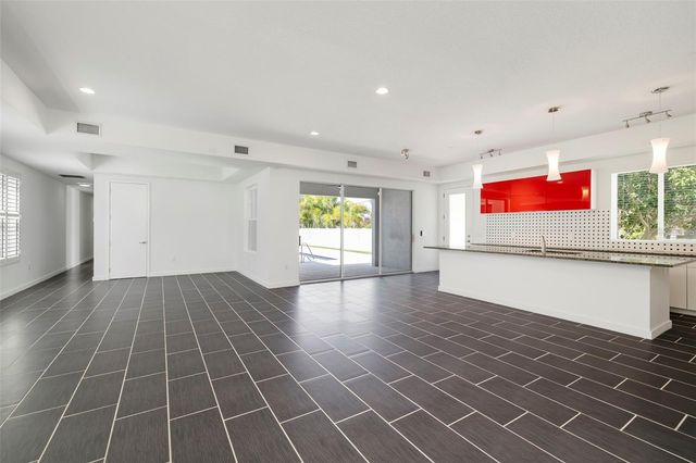 4524 RIVERWOOD AVENUE, Sarasota, FL 34231